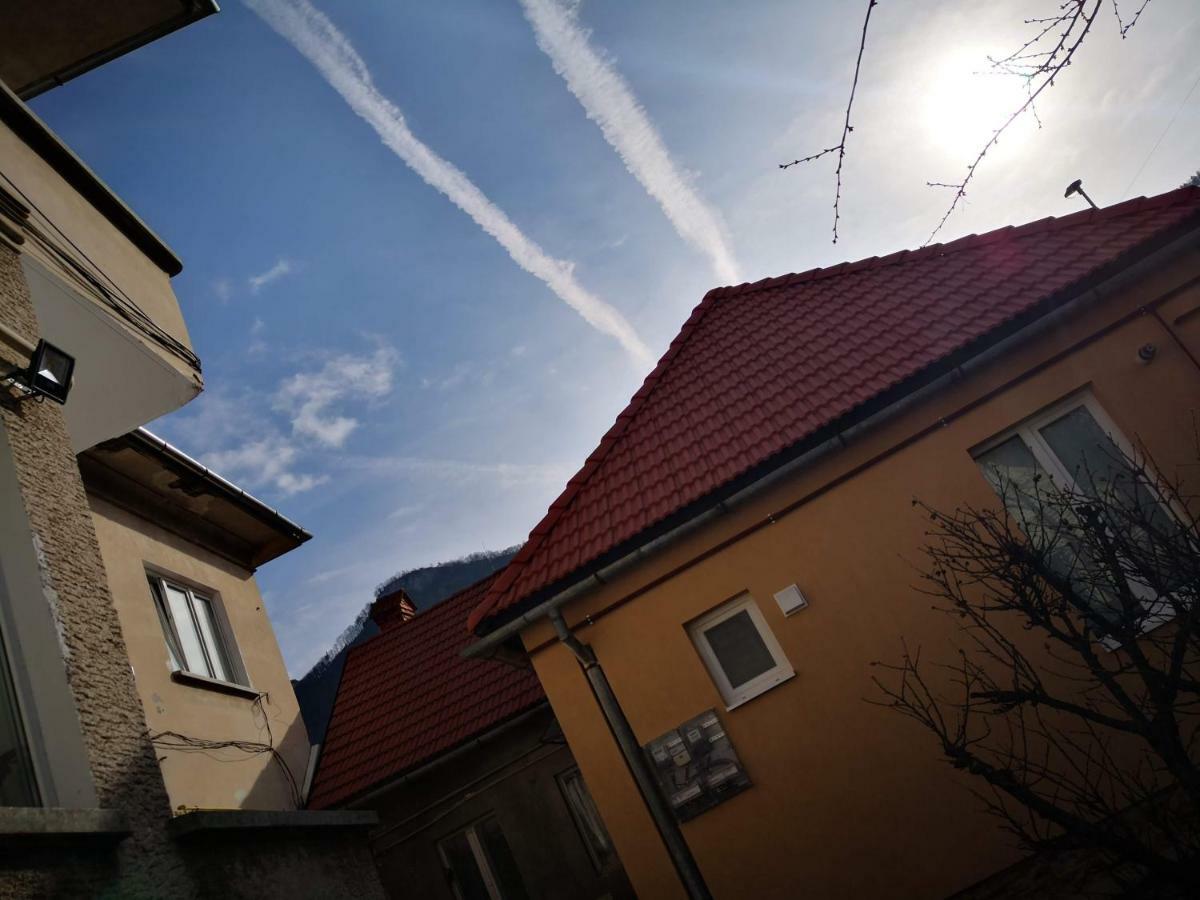 Sunny Town House Brasov Exterior photo
